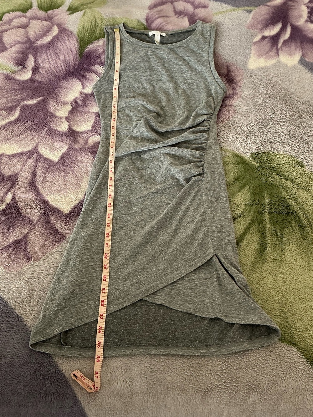 Leith Ruched Body-con Dress - Picture 10 of 10